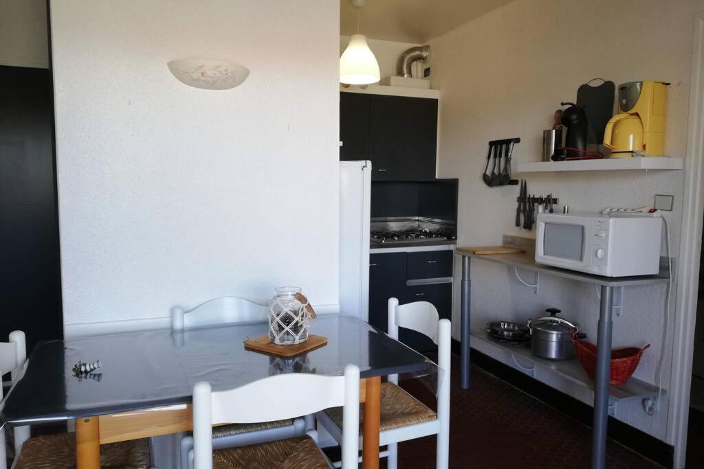 Appartement Soleil Levant - Acces Direct Plage - Terrasse - Une Chambre - Proche Commerces Ле Баркарес Экстерьер фото